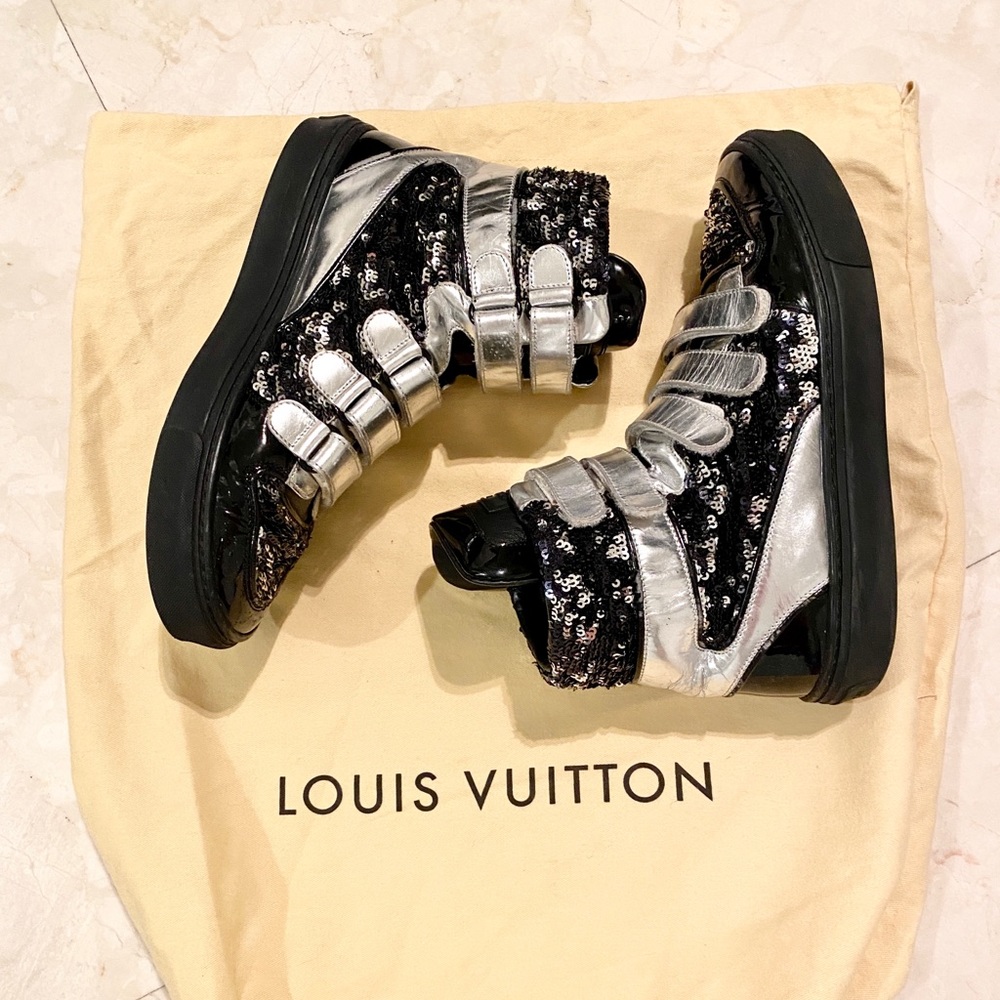 Louis Vuitton high tops silver black sequins.🍭